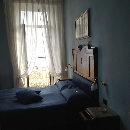 La Dimora Dei Baroni Bed & Breakfast Napoli Eksteriør bilde