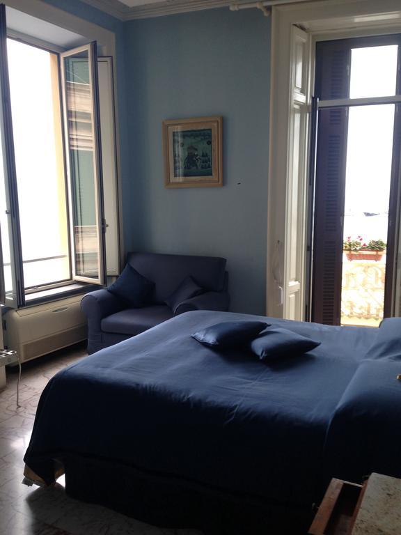 La Dimora Dei Baroni Bed & Breakfast Napoli Rom bilde